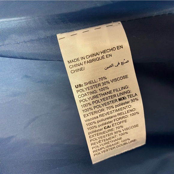 Chico’s Puffer Quilted Hooded Vest Size S Blue Full Zip Pockets Outdoor Fall - Picture 9 of 13